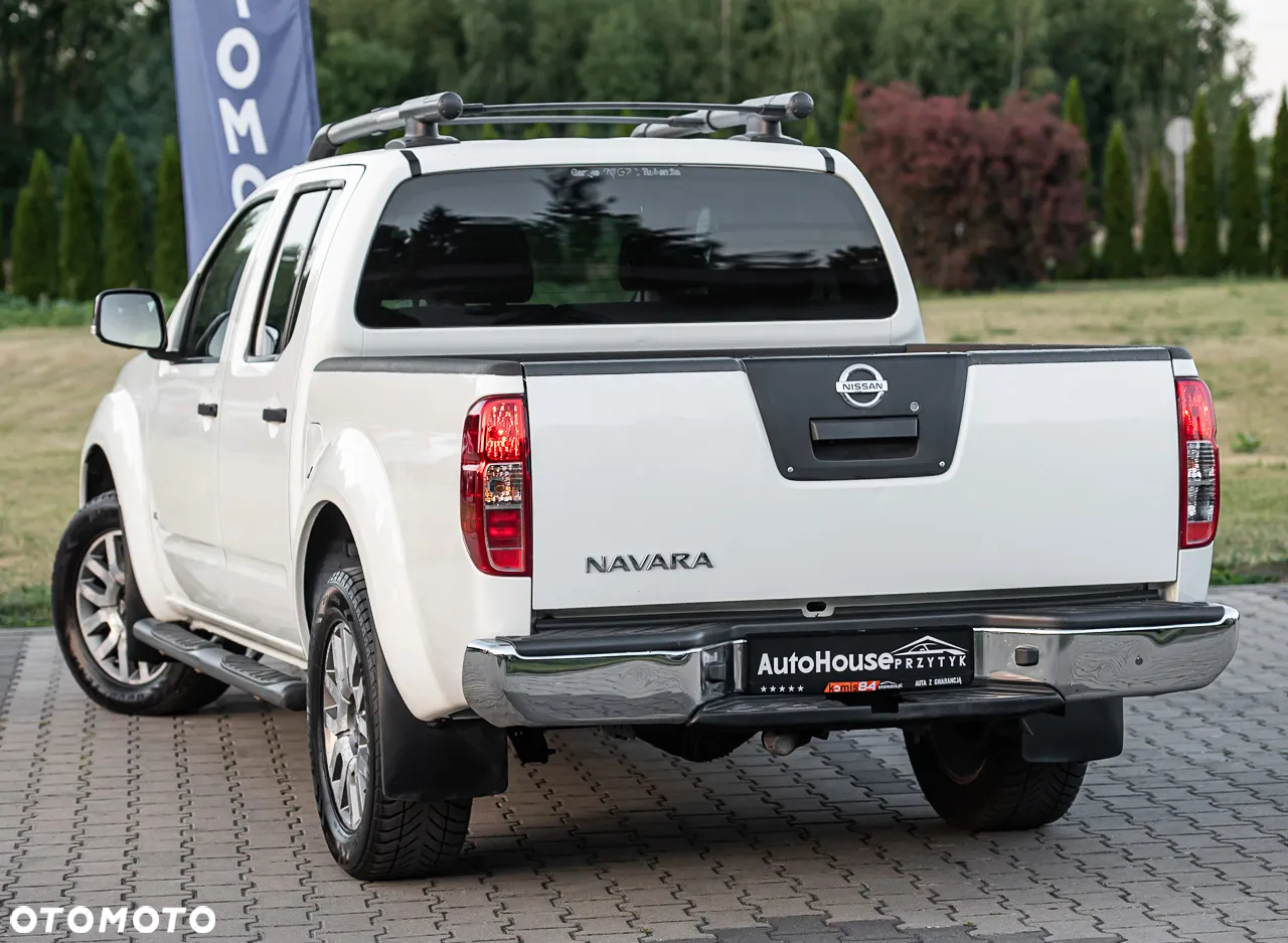 Nissan Navara 3.0 D V6 - 12
