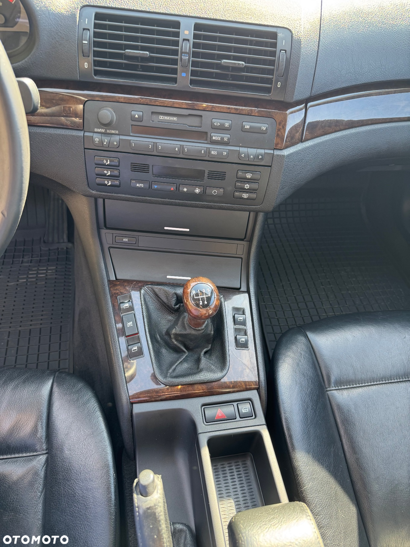 BMW Seria 3 323i - 17