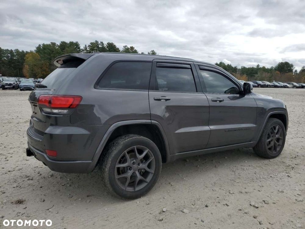 Jeep Grand Cherokee - 4