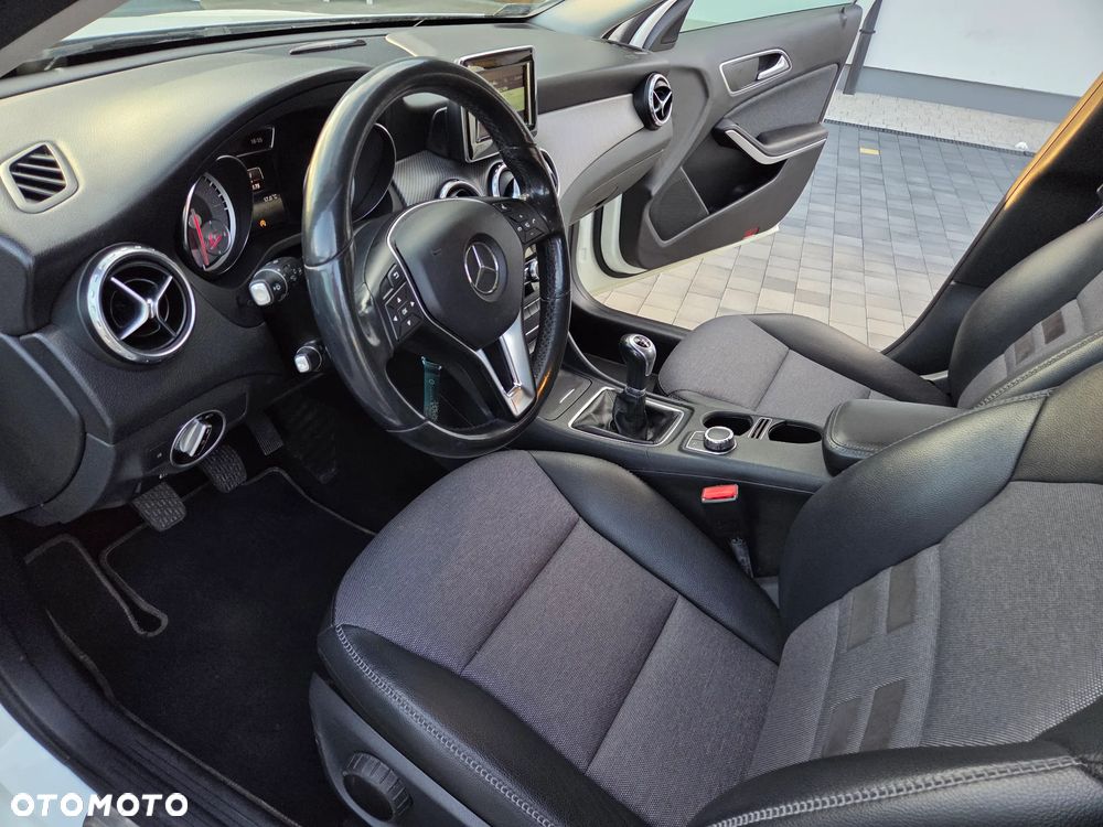Mercedes-Benz GLA 180 CDI Edition 1 - 9
