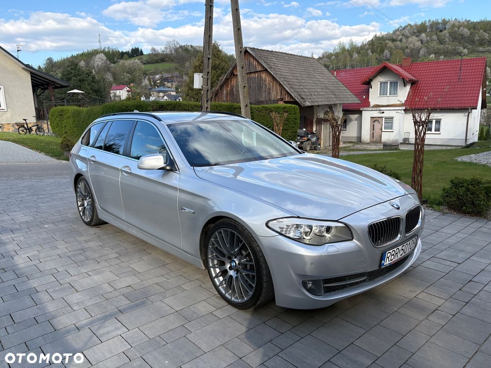 BMW Seria 5 525d xDrive Modern Line - 3
