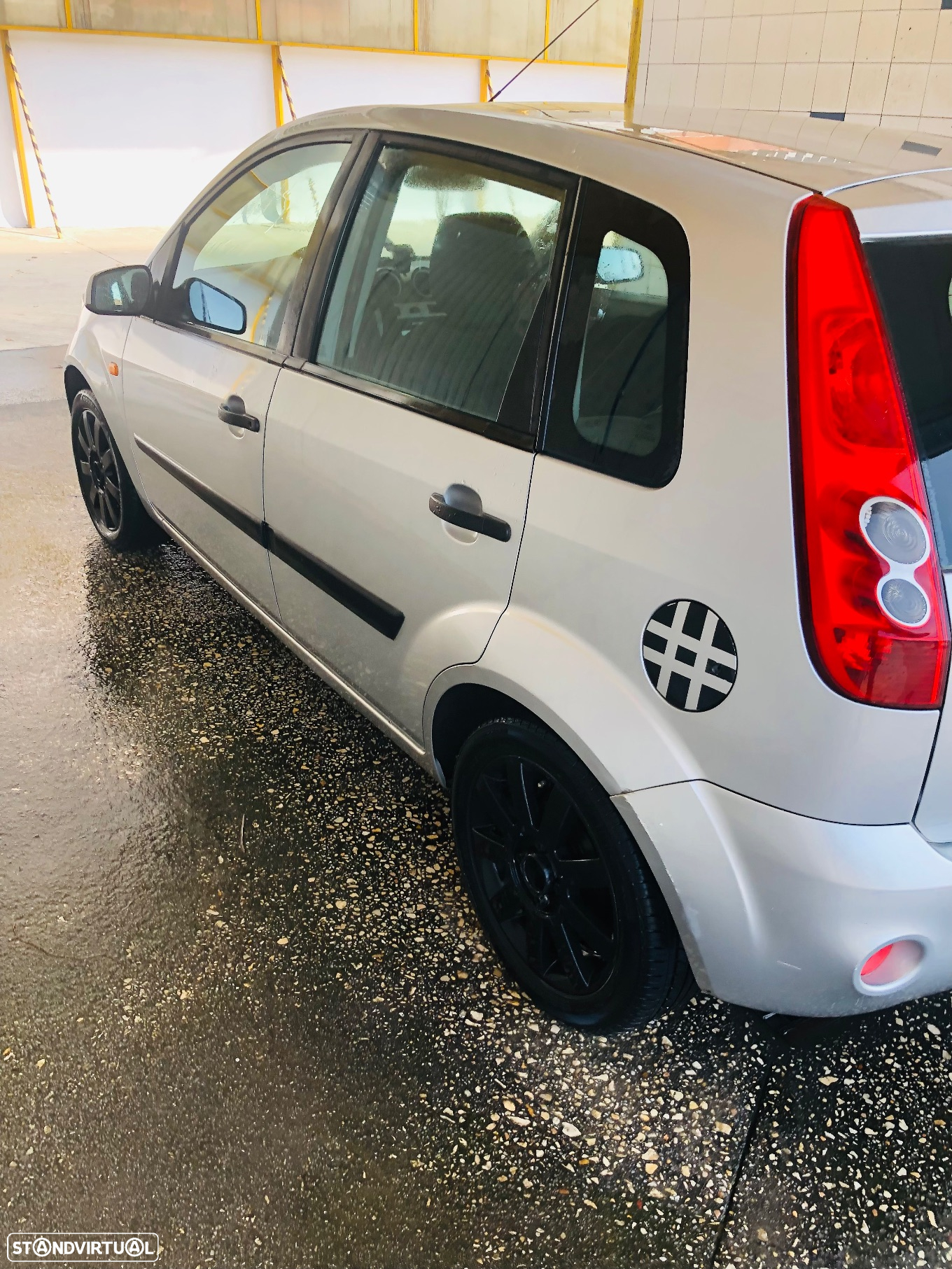 Ford Fiesta 1.4 TDCi Ambiente - 2