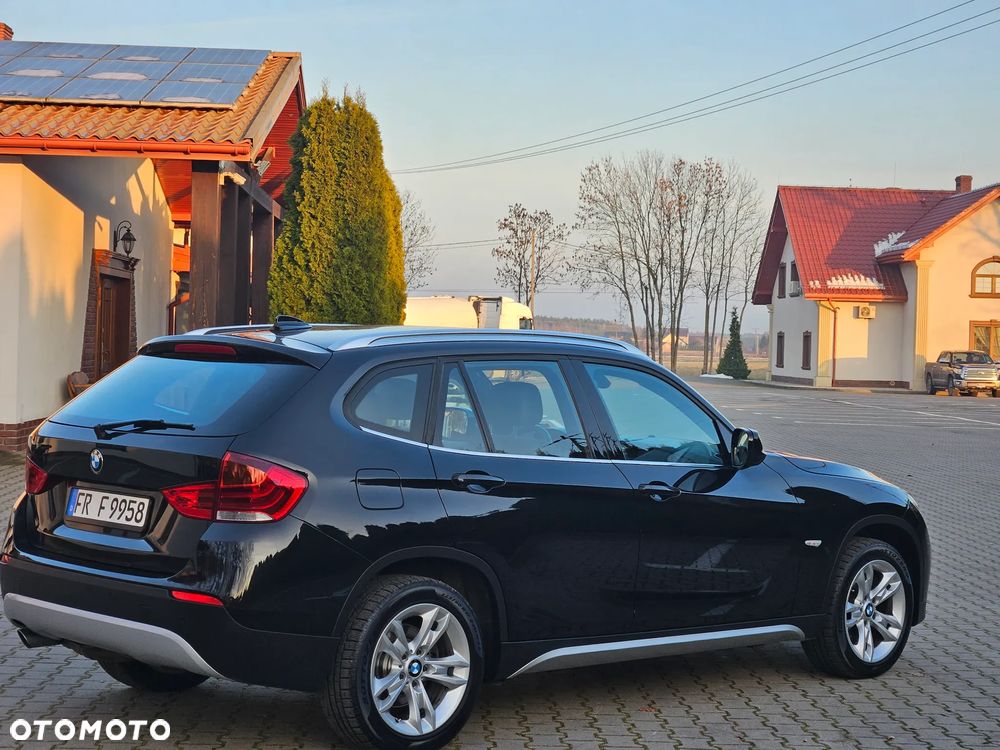 BMW X1 sDrive18i - 16