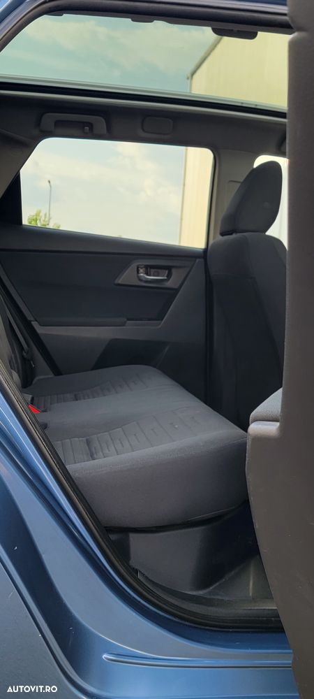 Toyota Auris - 11
