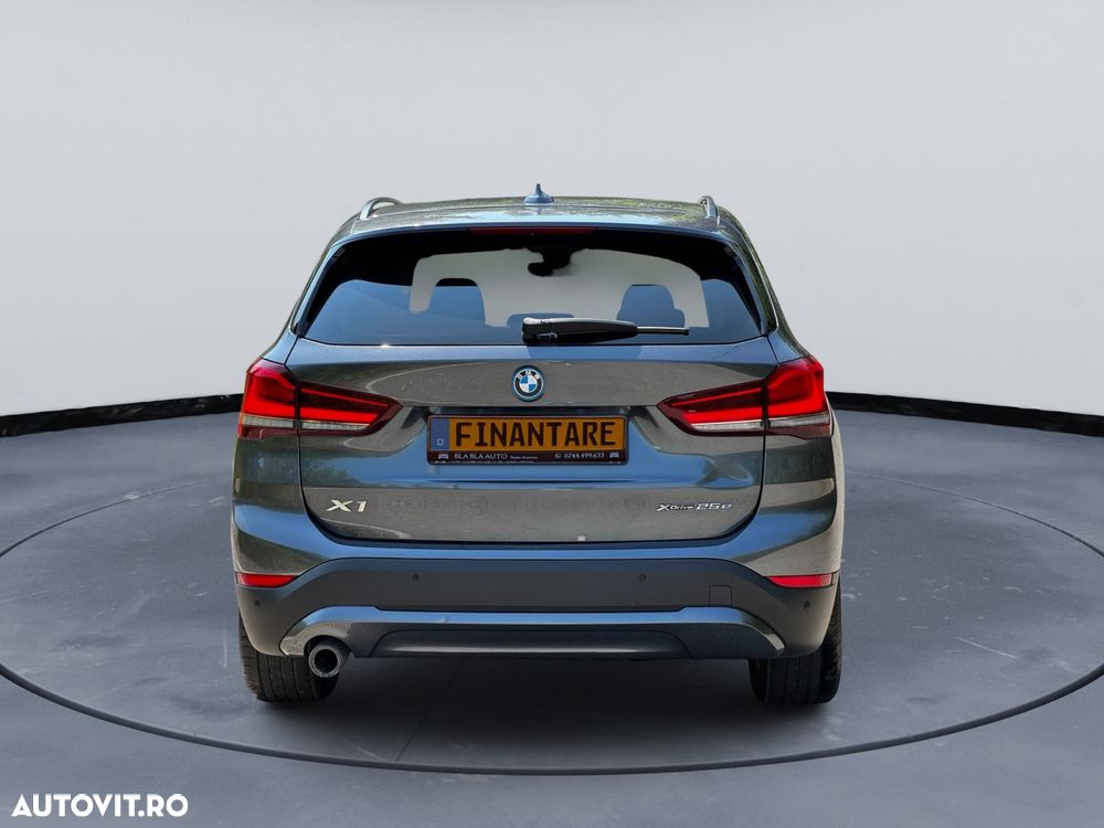 BMW X1 xDrive25e Sport Line - 28