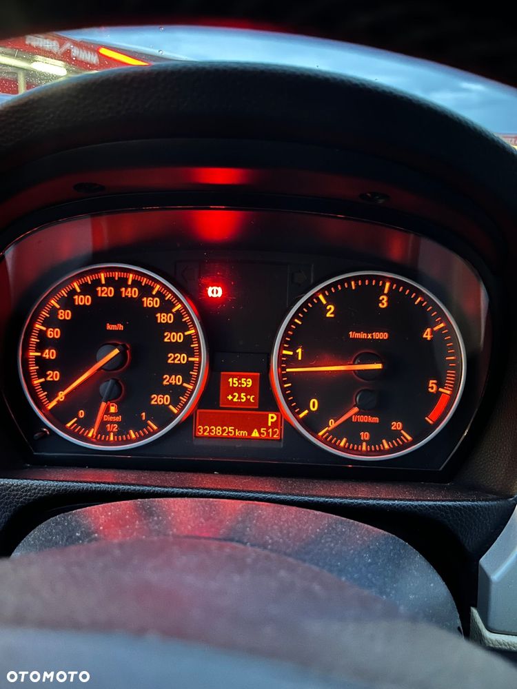 BMW Seria 3 318d - 13