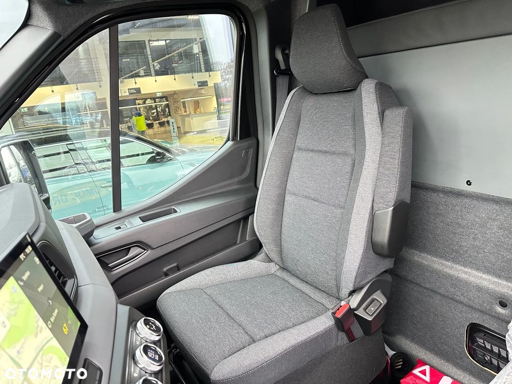 Renault Master 2.0 dCi 170 KM automat AT9 autolaweta Jegger - 20