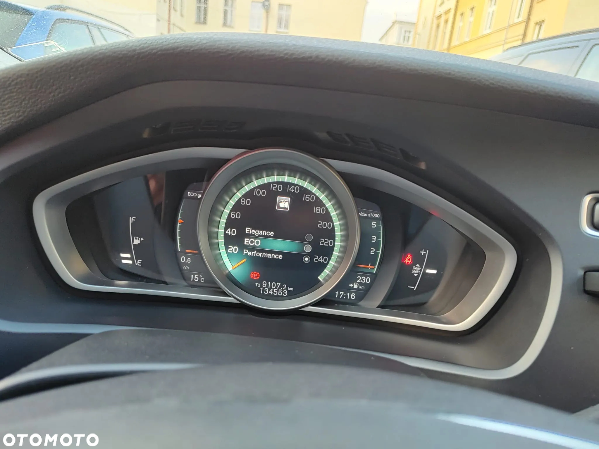 Volvo V40 Cross Country D2 Drive-E Summum - 10