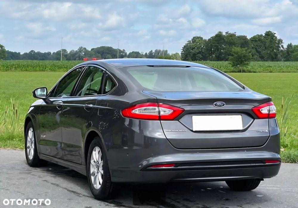 Ford Mondeo 2.0 Hybrid Titanium - 3