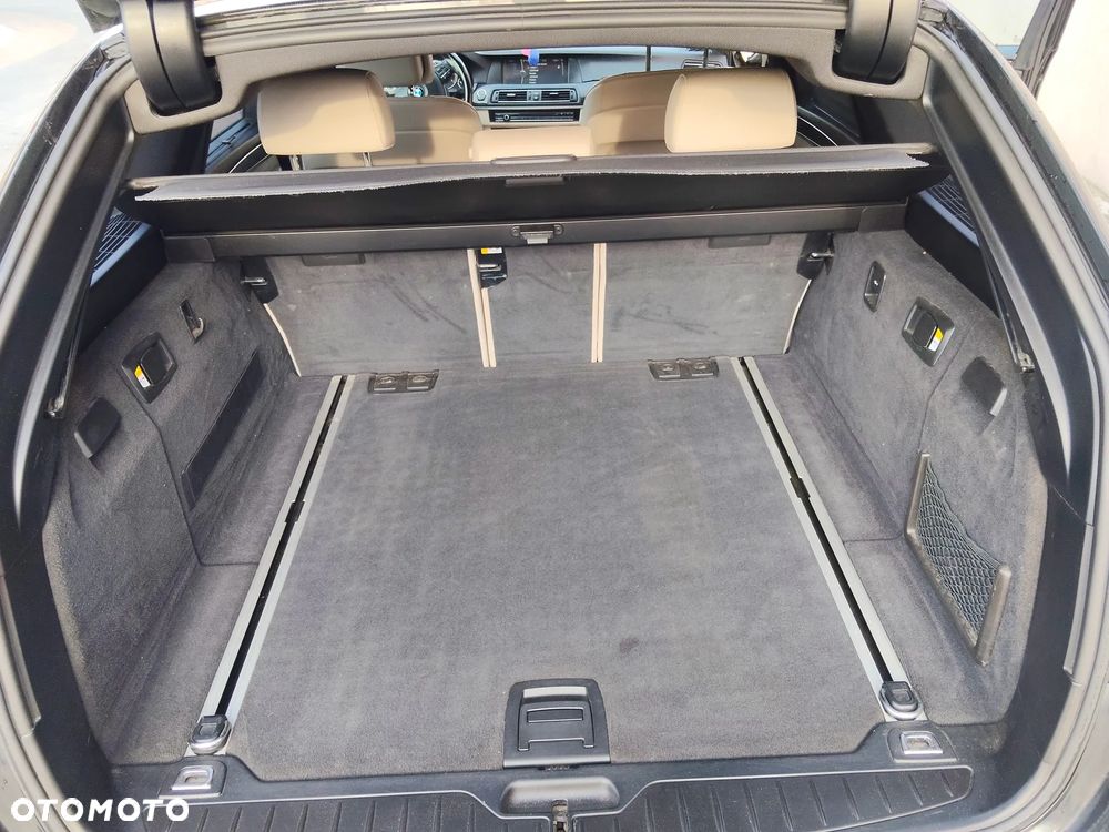 BMW Seria 5 520d Sport-Aut - 12