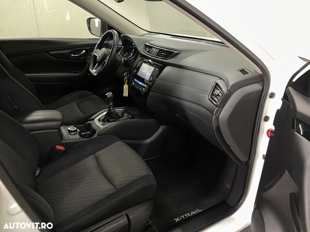 Nissan X-Trail 1.7 dCi ALL-MODE 4x4i Acenta - 10