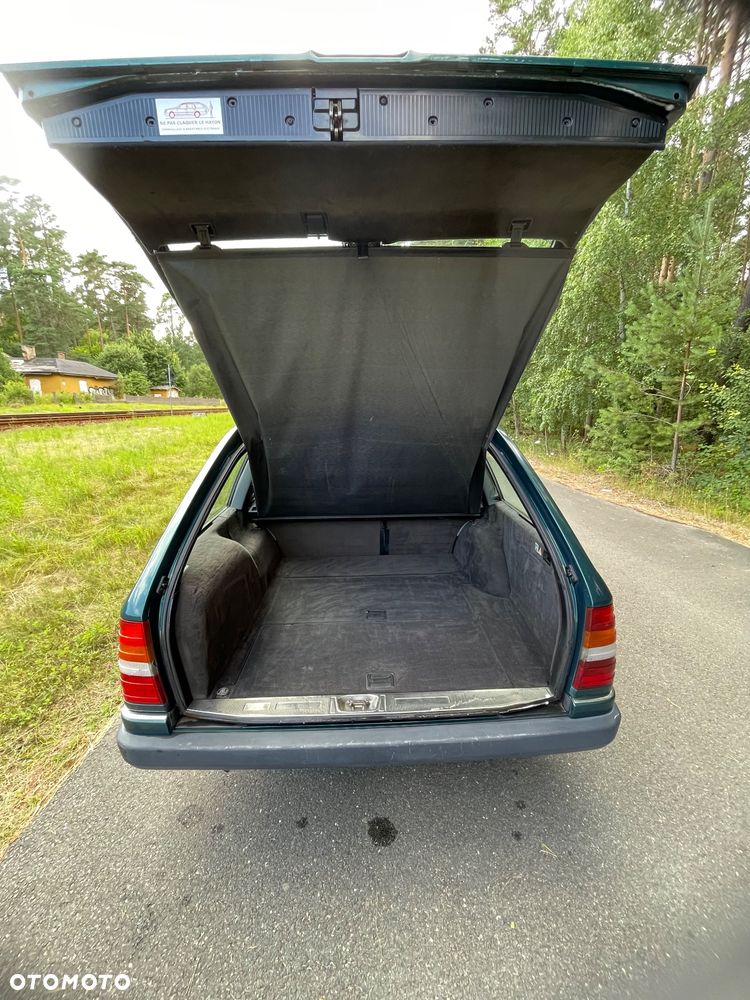 Mercedes-Benz Klasa E - 15