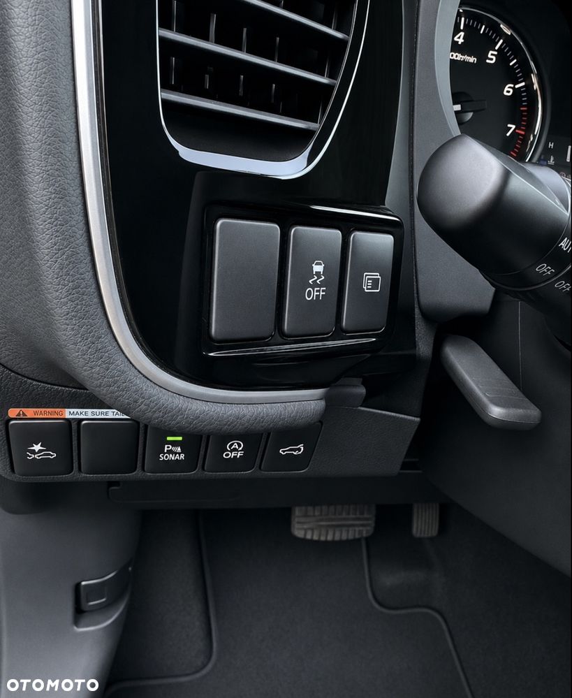 Mitsubishi Outlander 2.0 Instyle Navi - 17