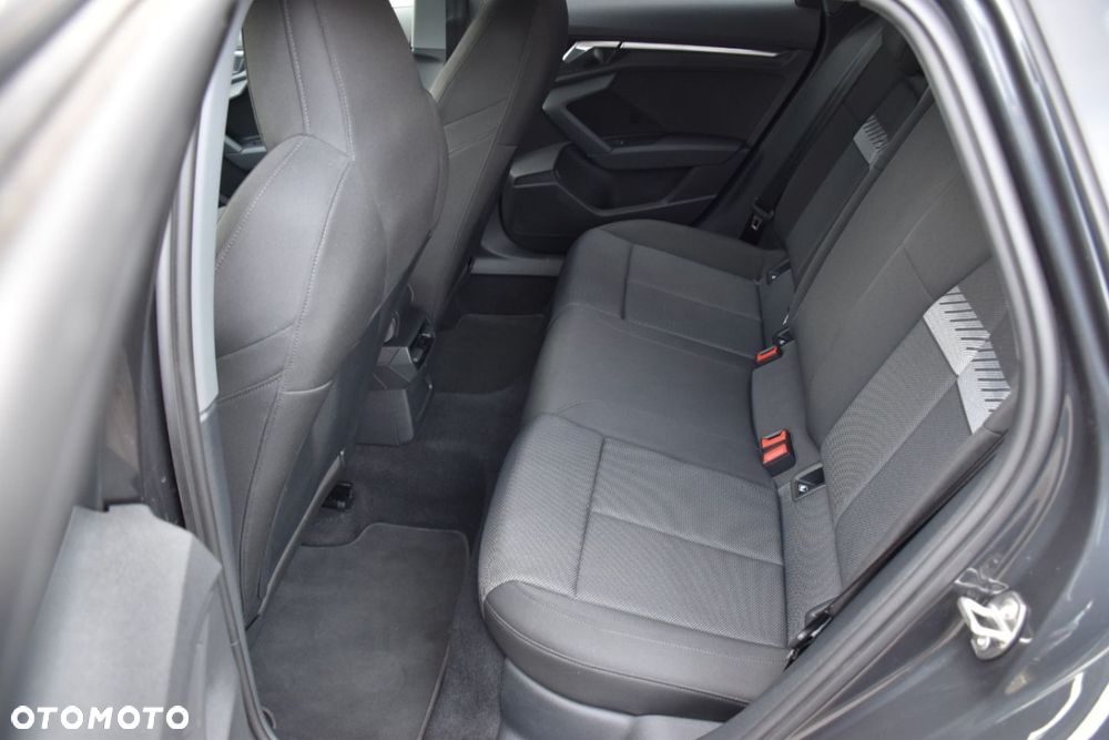 Audi A3 Sportback - 12