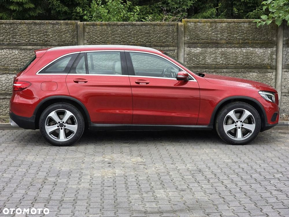 Mercedes-Benz GLC 220 d 4Matic 9G-TRONIC - 5