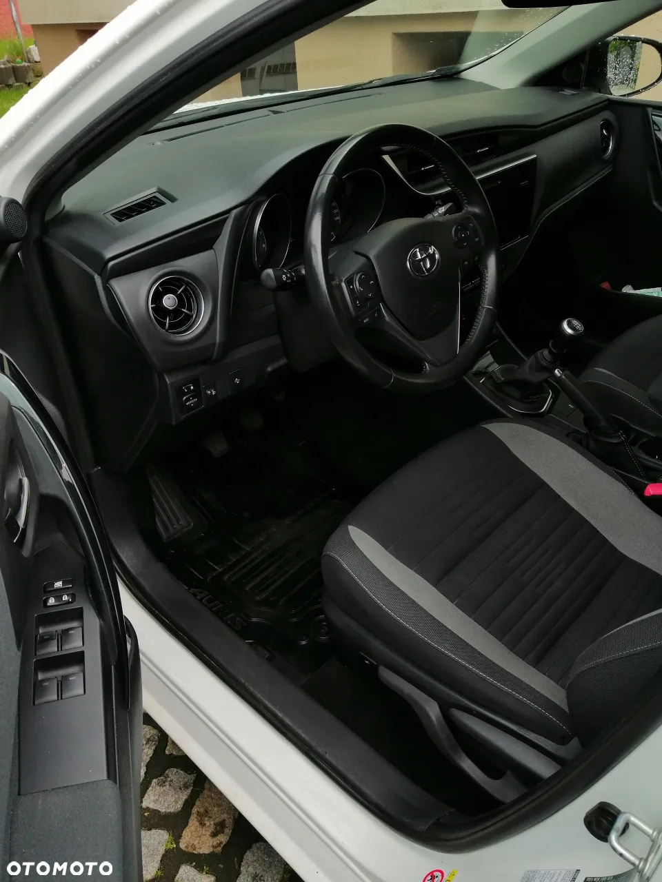 Toyota Auris 1.2 Turbo Design Edition - 7