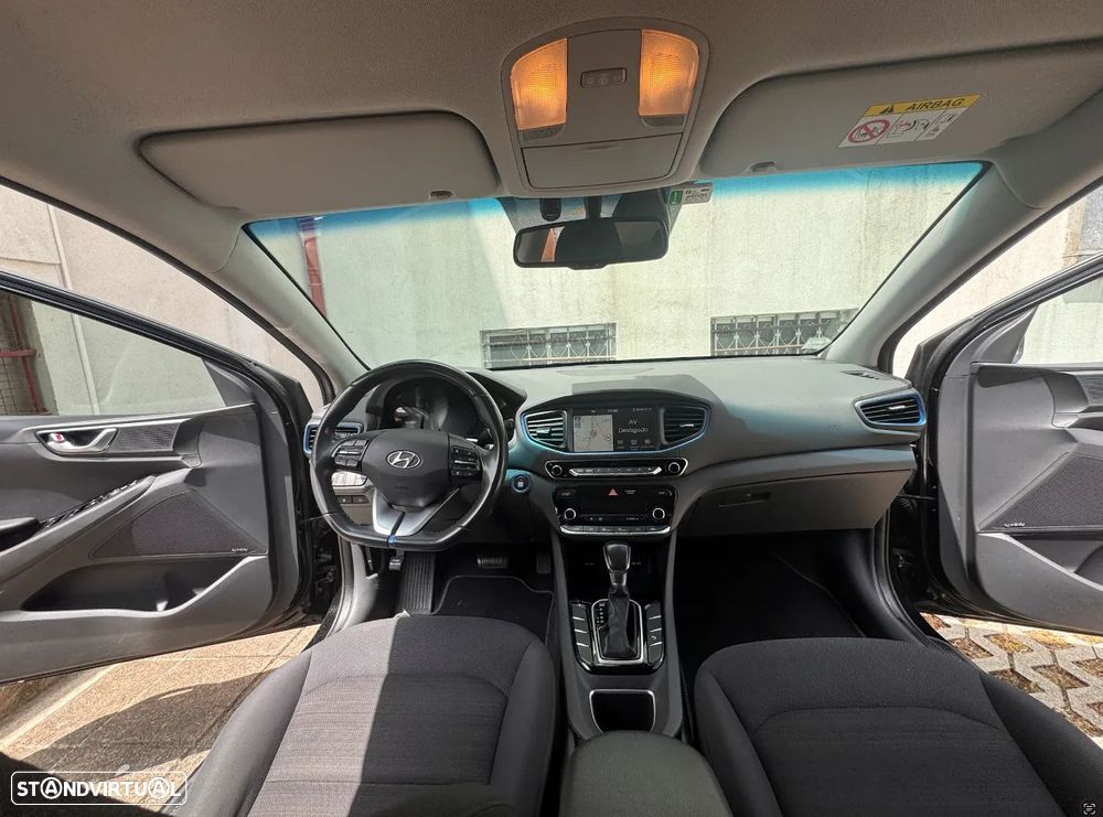 Hyundai Ioniq 1.6 GDI HEV Hybrid Tech - 12