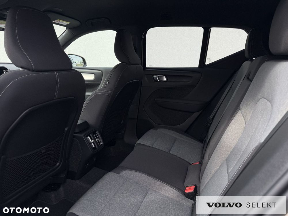 Volvo XC 40 - 22