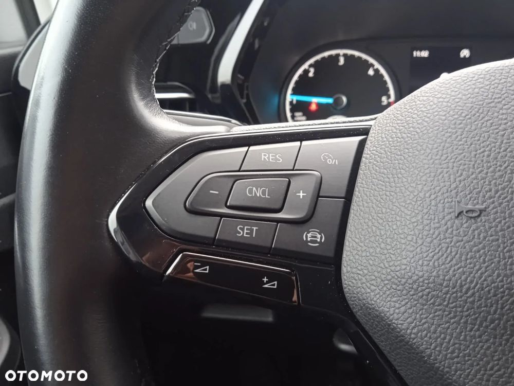 Ford Tourneo Connect 2.0 EcoBlue Titanium - 16