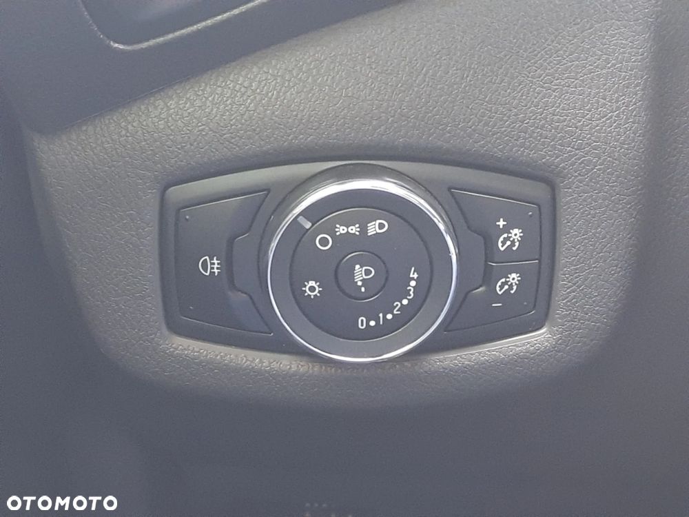 Ford Transit Connect - 13