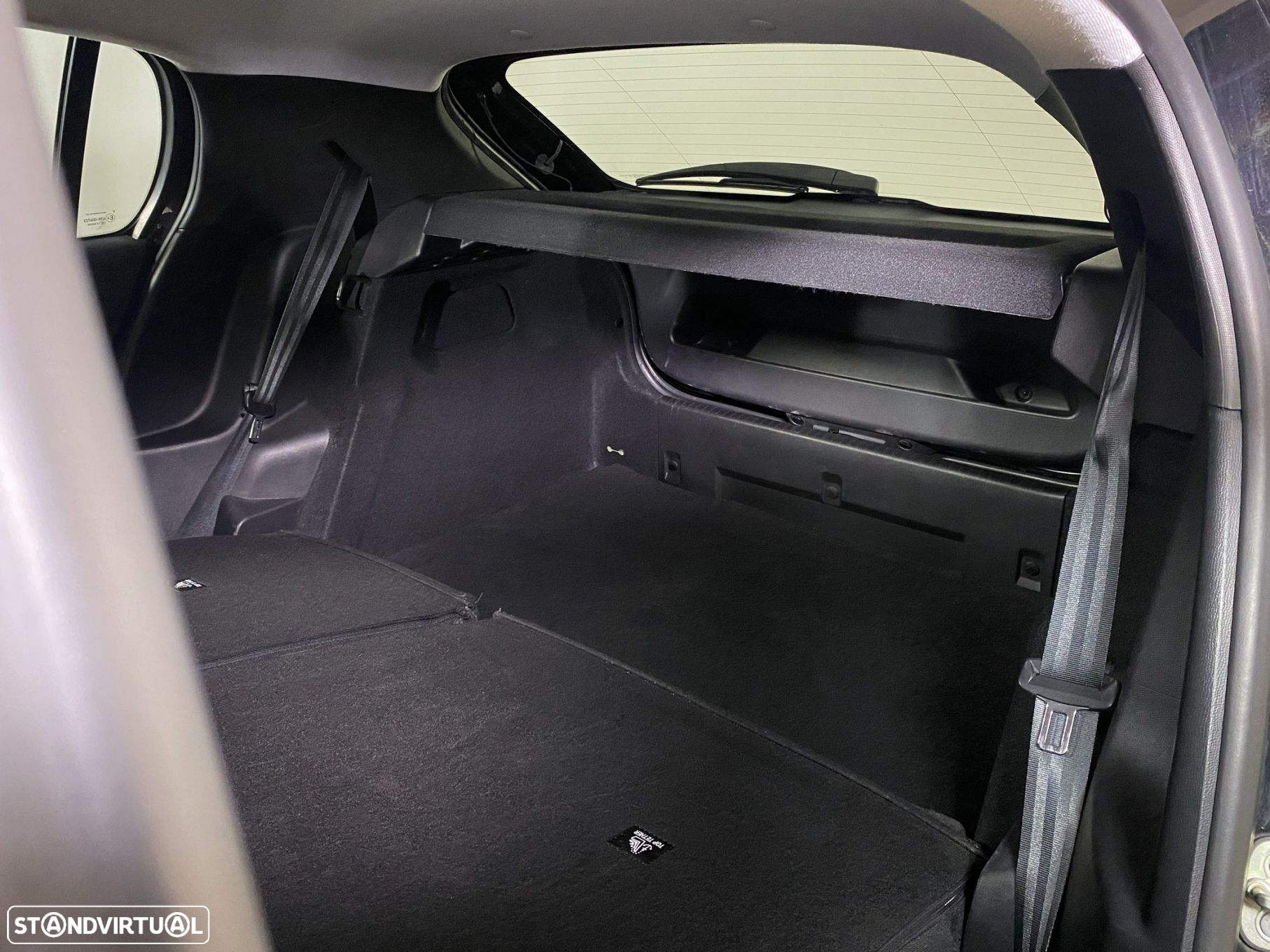 Peugeot 208 1.2 PureTech Allure Pack EAT8 - 17