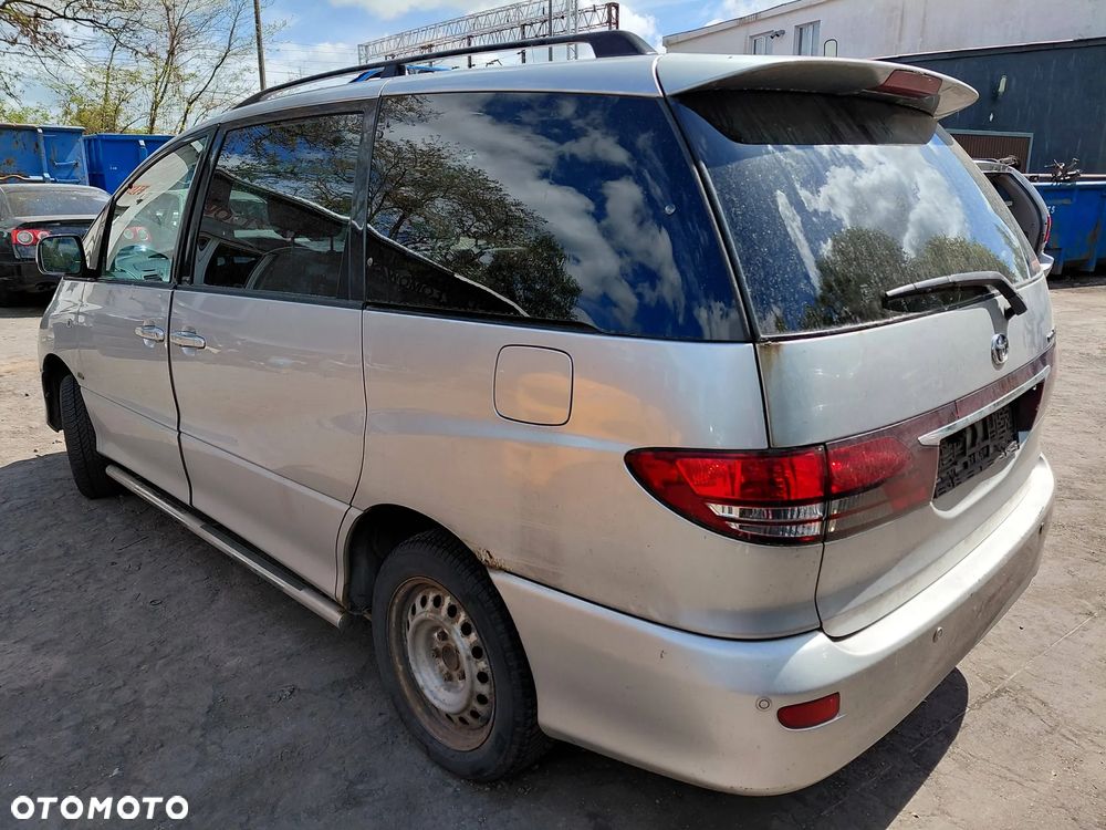 Na części: Toyota Previa Rok 2005 Pojemność 1995 Moc 85 kw Diesel - 3