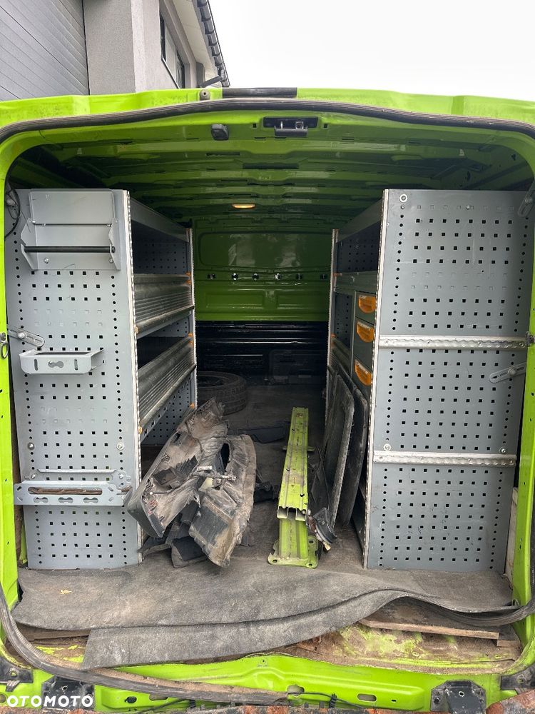 Renault TRAFIC - 19