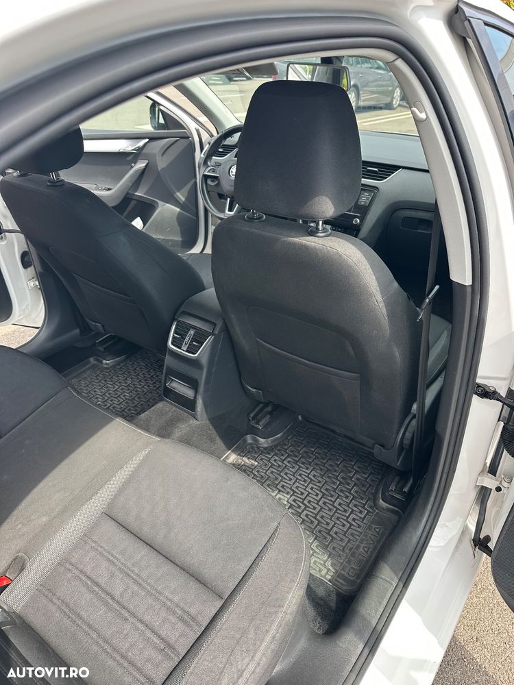Skoda Octavia - 7
