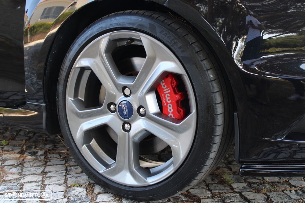 Ford Fiesta 1.6 T ST - 3
