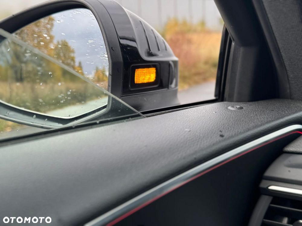 Audi A4 Avant 2.0 TDI S tronic - 17