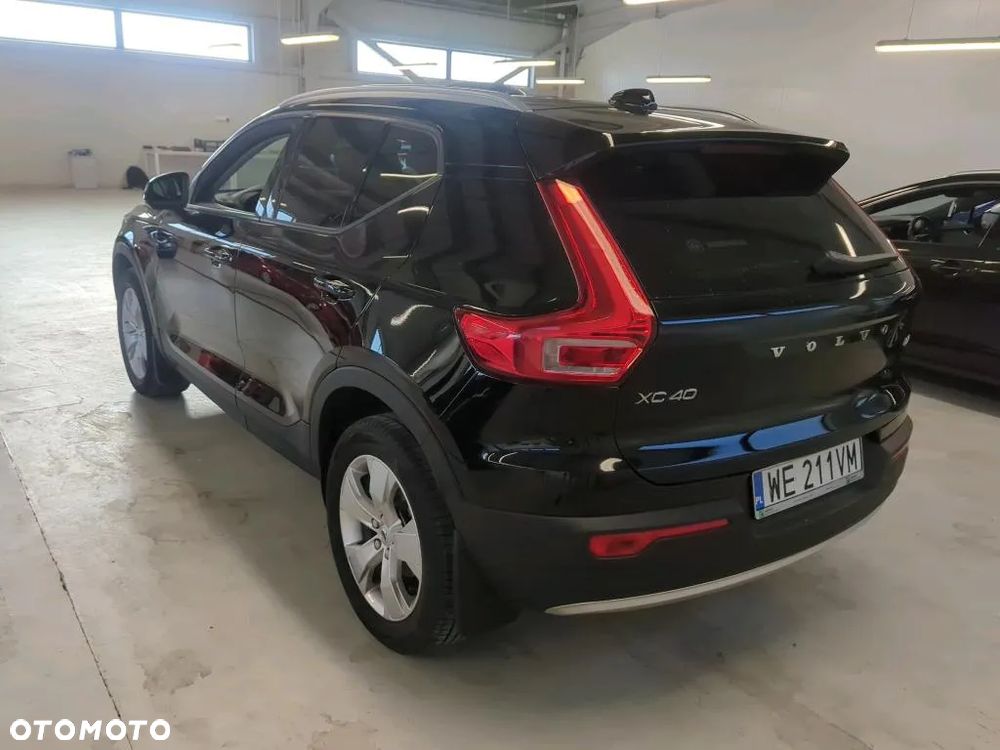 Volvo XC 40 T3 Momentum - 3