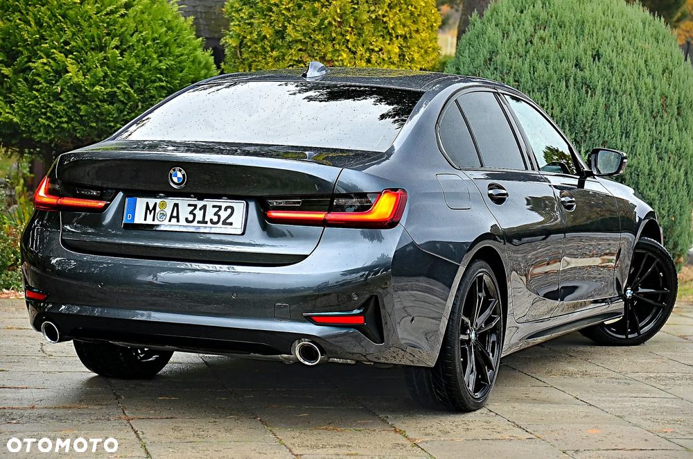 BMW Seria 3 320i GPF Sport Line Shadow - 4
