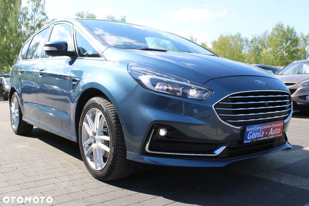 Ford S-Max - 11