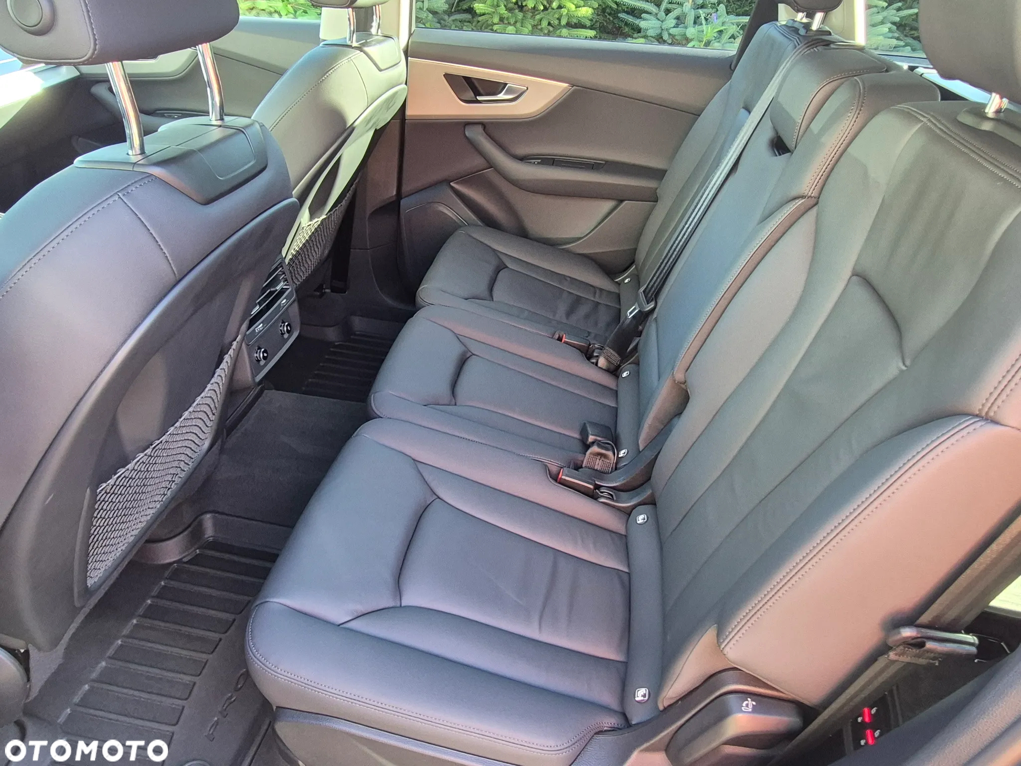 Audi Q7 - 10