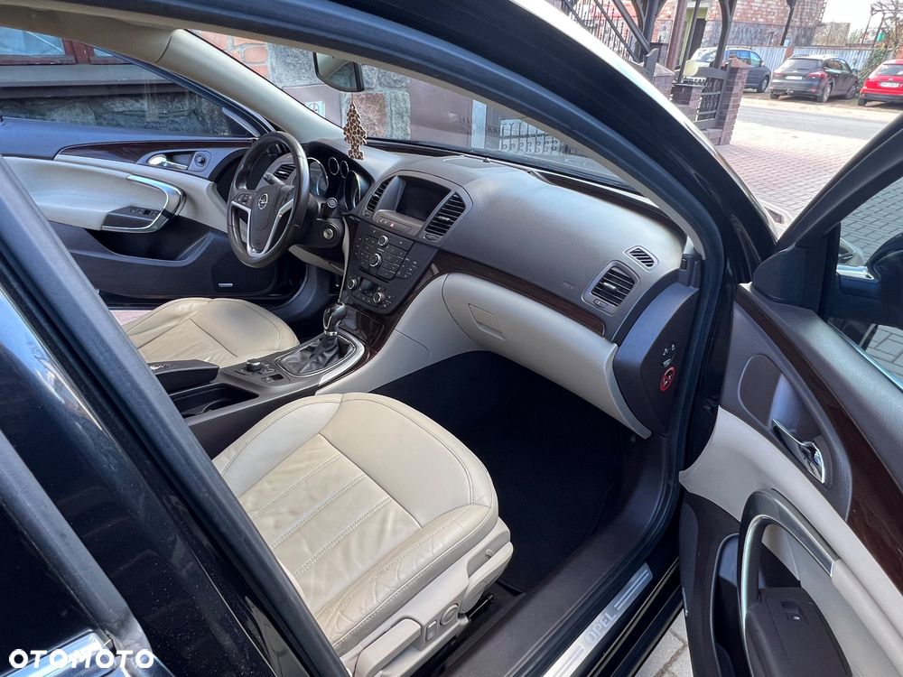 Opel Insignia - 13