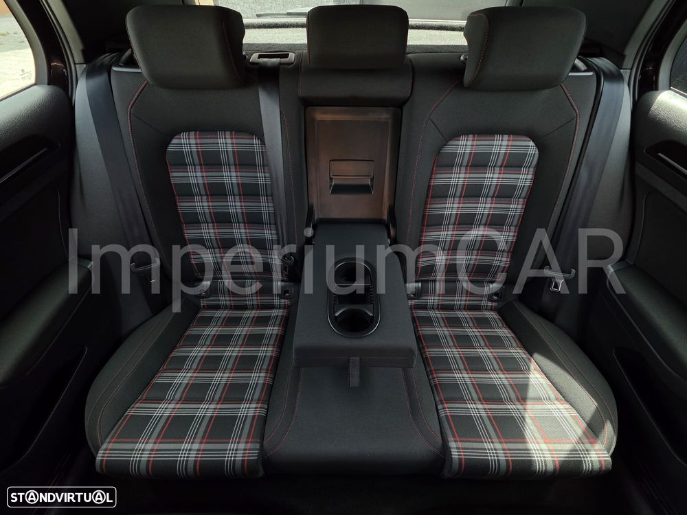 VW Golf GTI Performance BlueMotion DSG - 20