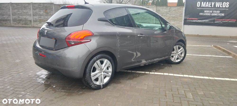 Peugeot 208 82 PureTech Style - 9