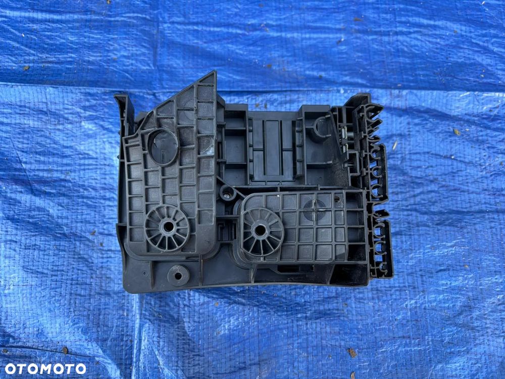 Skoda Superb II 1,8 TFSI skrzynka bezpieczników 1K0937132F - 5
