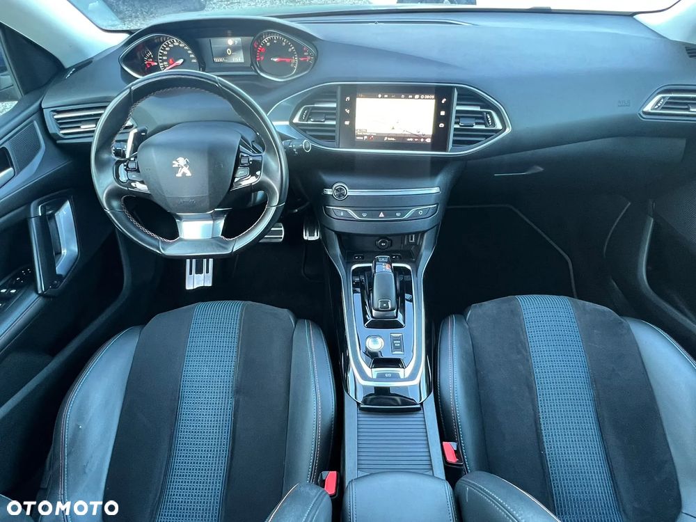 Peugeot 308 2019 photo 5
