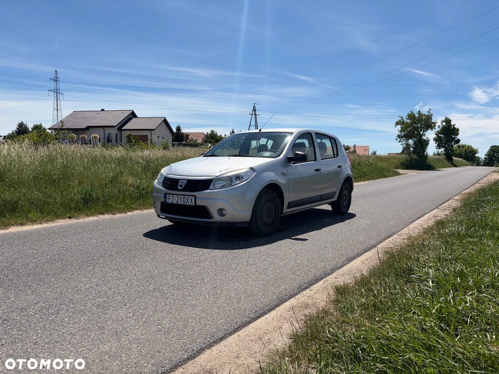Dacia Sandero 1.2 16V Laureate - 11