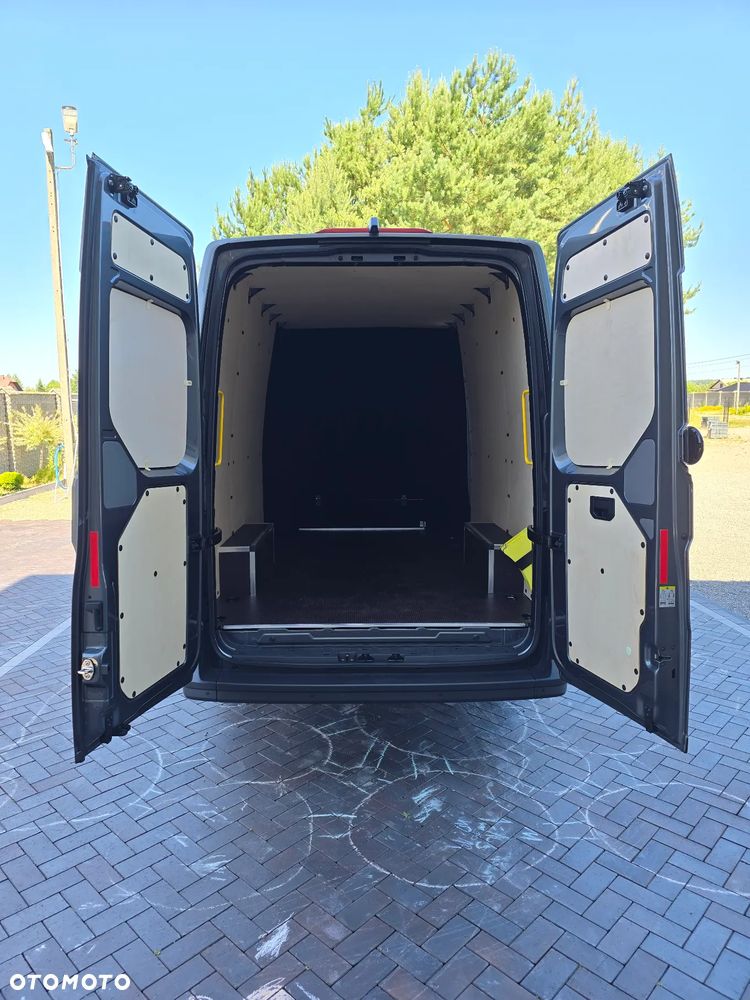 Volkswagen CRAFTER 4 MOTION AUTOMAT-8 Bie Długi 7-OSOBOWY BOGATA OPCJA WYPOSAŻENIA NAVI KAMERA COFANIA FUL LED LAKIER METALIZOWANY SALON PL STAN NOWY - 37