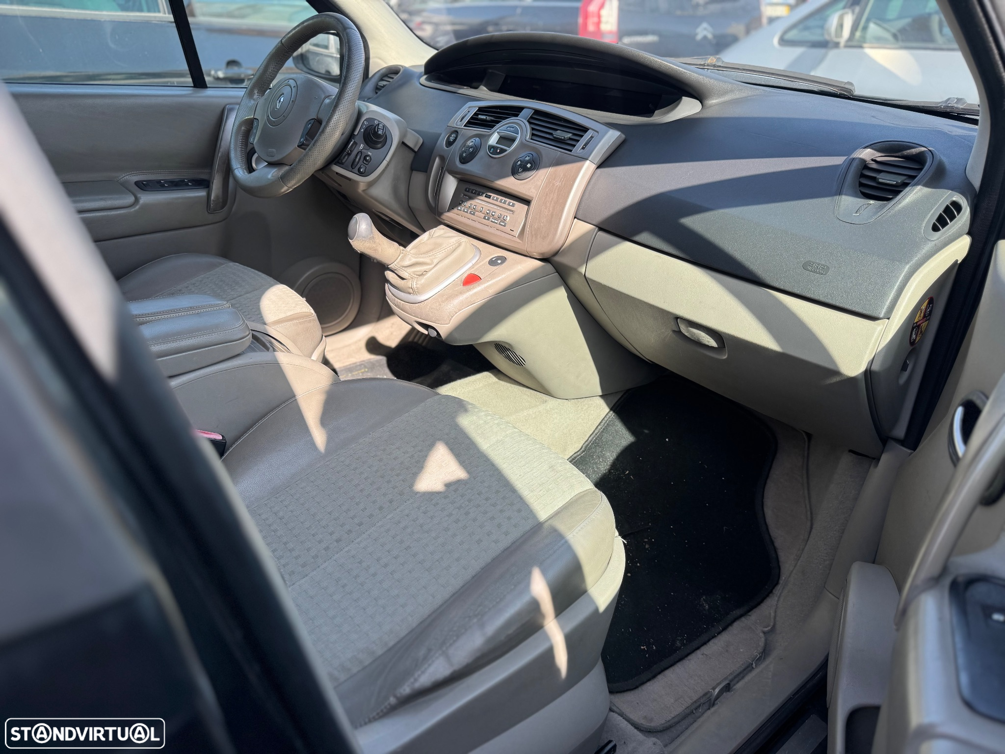 Renault Scénic 1.5 dCi Luxe Privilége - 6