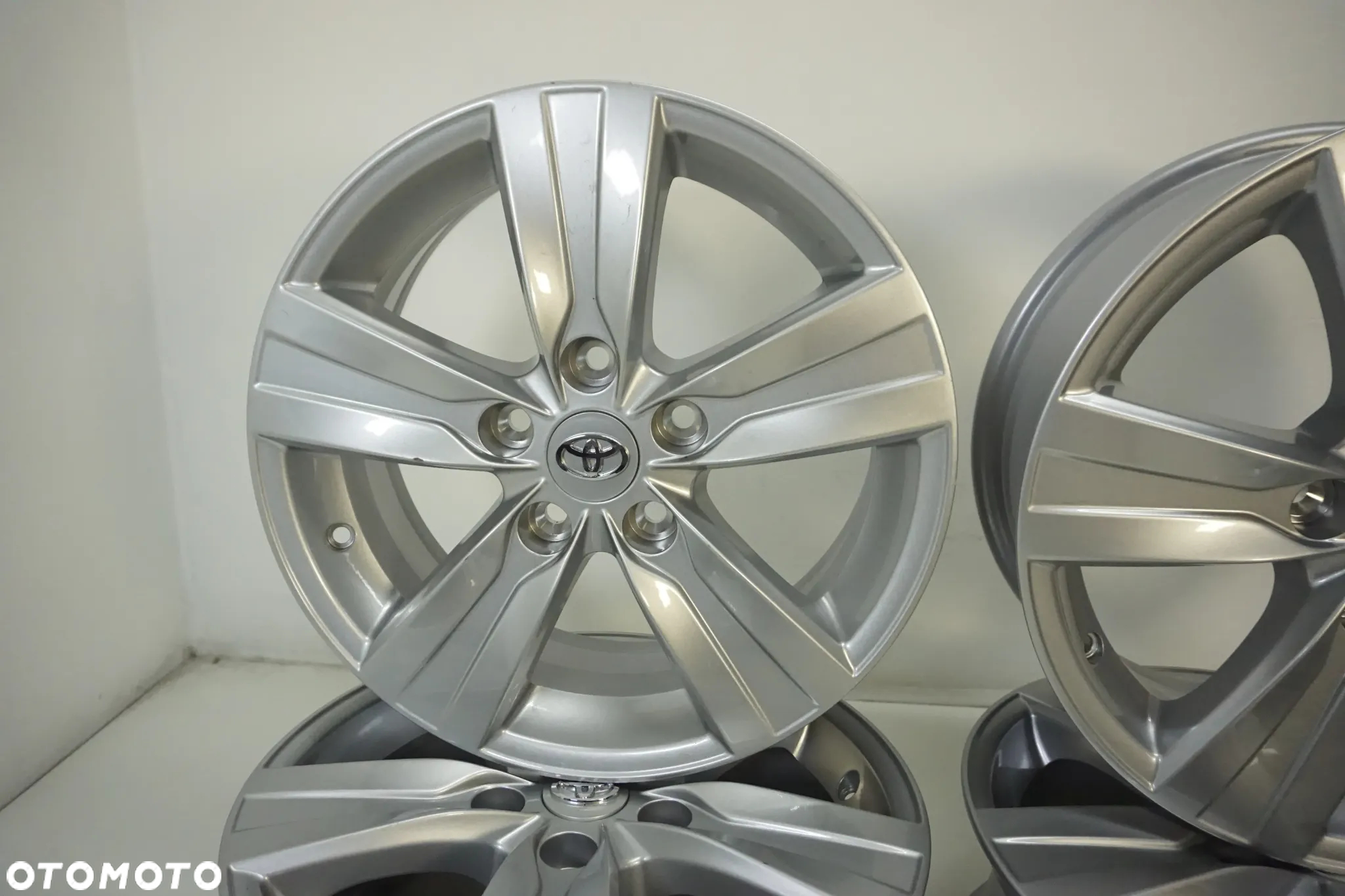 FELGI ALUMINIOWE 16 TOYOTA AURIS RAV 4 CAMRY 4 AVENSIS YARIS CROSS COROLLA  CH R 5X114,3 - 2