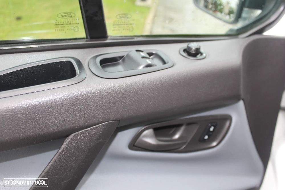 Ford TRANSIT 2.0 TDCI - 3 LUG. A/C - 13