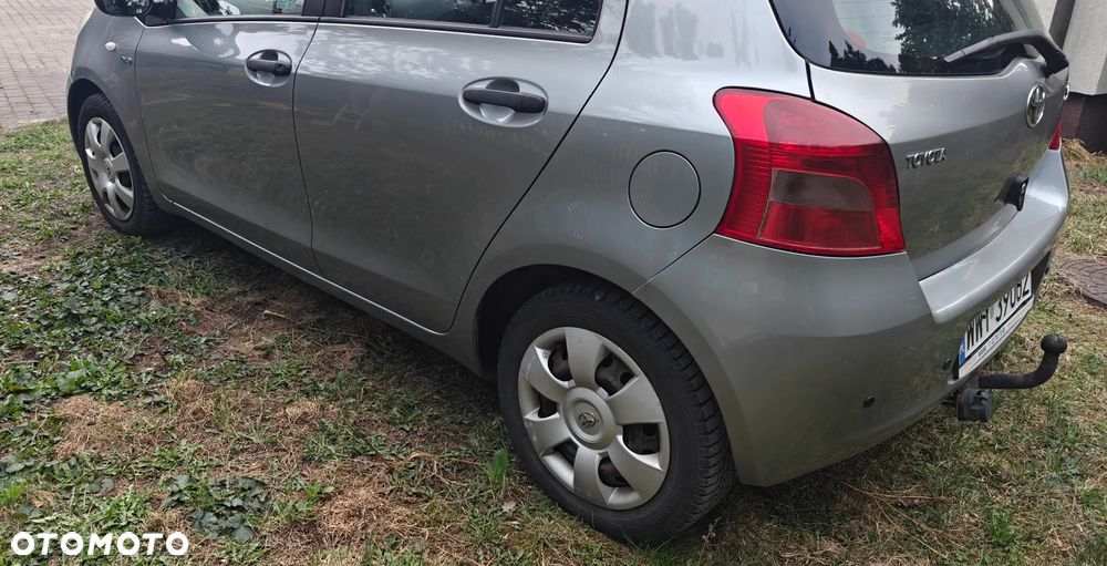 Toyota Yaris 1.4 D-4D Terra A/C - 7