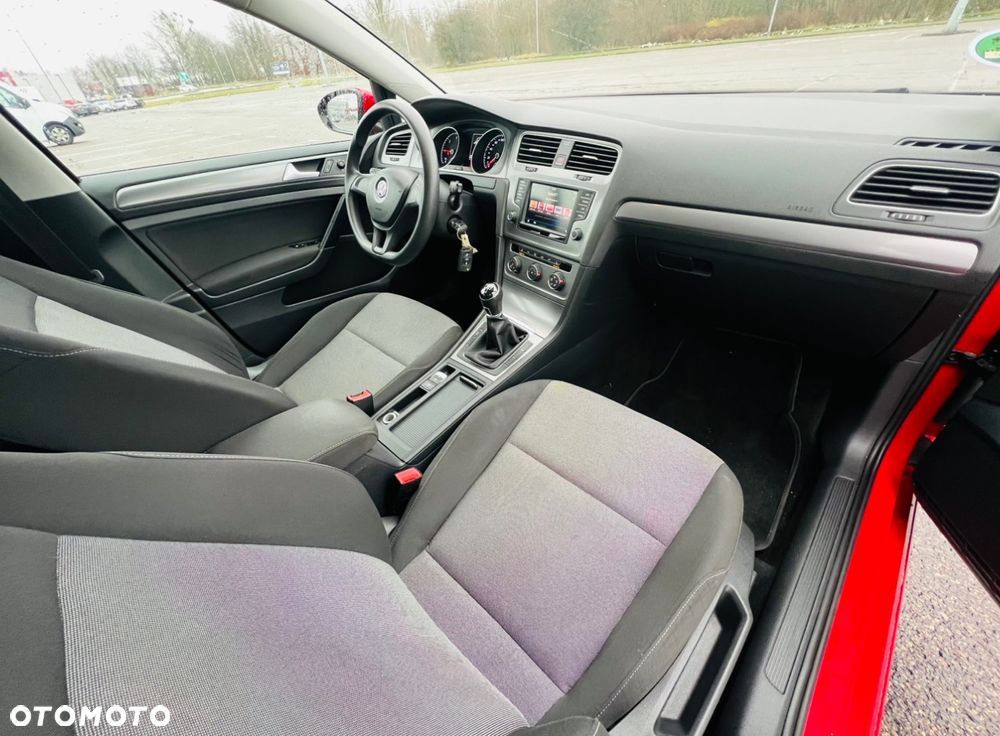 Volkswagen Golf 1.6 TDI BlueMotion Technology Comfortline - 9