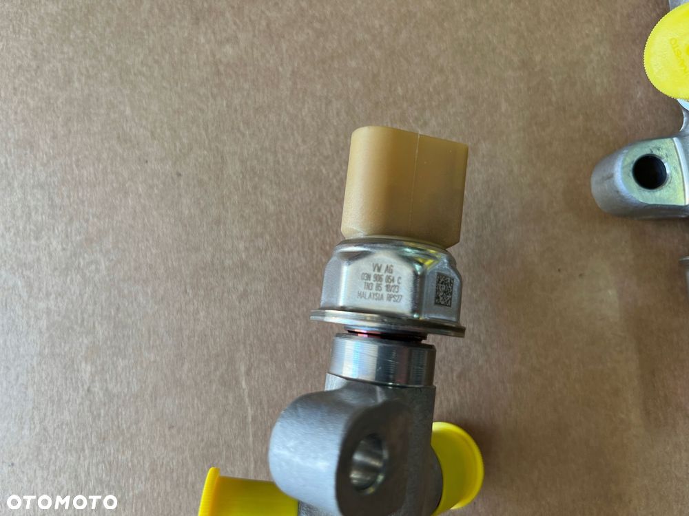 listwa wtryskowa vw listwa paliwowa 03n093g 03n03603f - 4