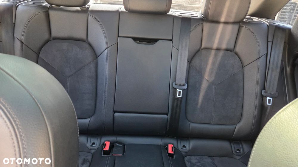 Porsche Macan Standard - 22