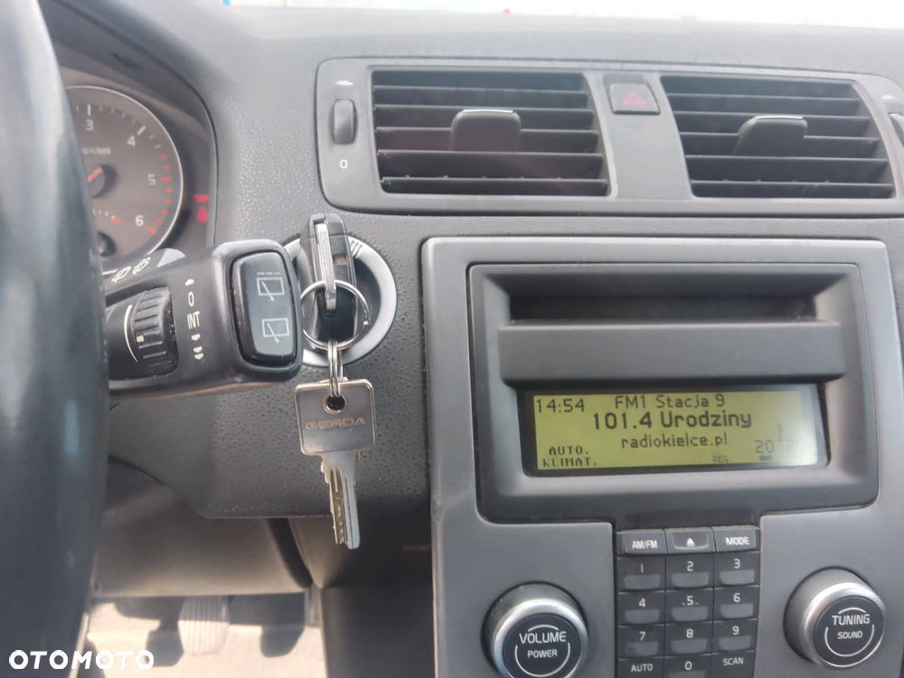 Volvo V50 D2 Momentum - 6