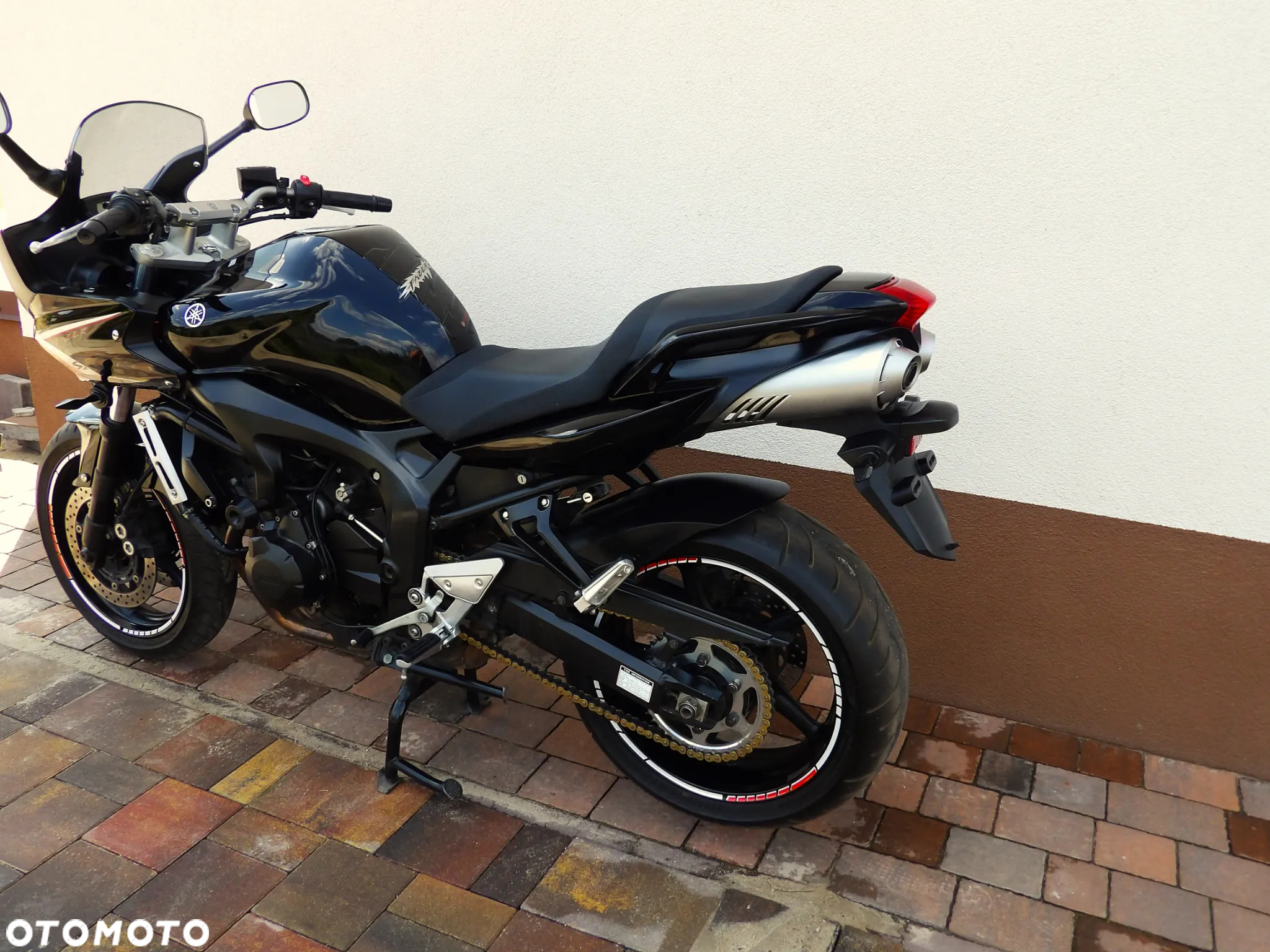 Yamaha FZ6 - 7